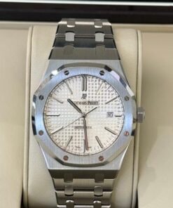 Audemars Piguet Royal Oak Selfwinding 41mm white dial del 2014 excellent condition full set con documenti e scatola