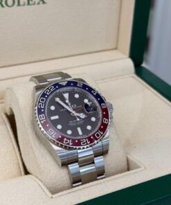 Alternative view of Rolex GMT-Master II Pepsi Jubilee NUOVO 2025 Oyster full set con documenti e scatola Rolex