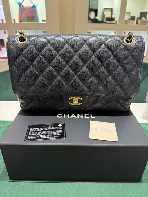 Chanel classica grande jumbo caviar doppia patta pelle vitello martellato & effetto dorato nero interno bordeaux. Lunghezza 30cm full set del 2011 con card dustbag e scatola condizioni eccellenti. - Image 5