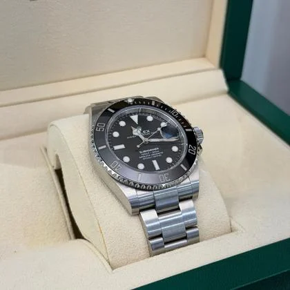 Rolex Submariner Date 41mm del 2021 Italia full set excellent condition con documenti e scatola - Image 5
