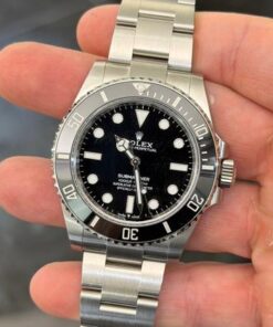 Alternative view of Rolex Submariner (No Date) 41mm No-date NUOVO 2025 full set con documenti e scatola Rolex