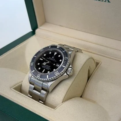 Rolex Sea-Dweller 4000 del 2003 full set top condition con documenti e scatola Rolex - Image 4