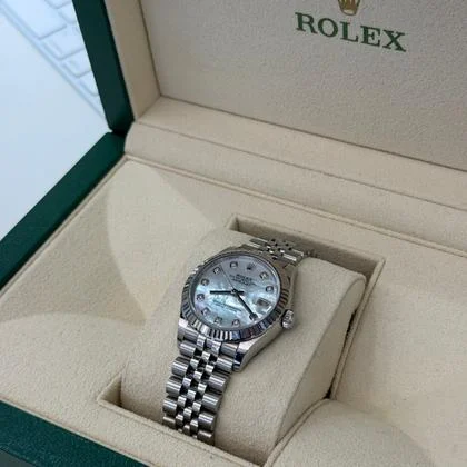 Rolex Datejust 31 del 2023 mother of pearl ( madreperla in diamanti ) excellent condition full - Image 3