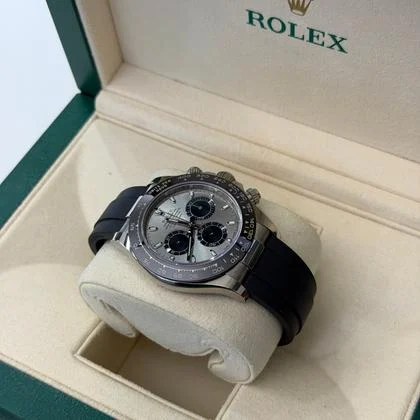 Rolex Daytona oro bianco GHOST del 2017 Italia full set excellent condition con documenti - Image 4