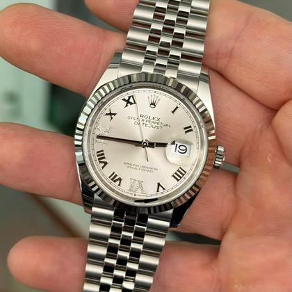 Rolex Datejust 36 NUOVO Jubilee 2025 quadrante Argentè con diamanti ore 6 e 9 full set - Image 3