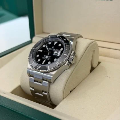 Rolex Submariner Date 41mm NUOVO 2025 Italia full set con documenti e scatola Rolex - Image 2