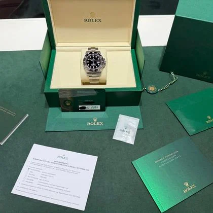 Rolex Submariner Date 41mm NUOVO 2025 Italia full set con documenti e scatola Rolex - Image 4