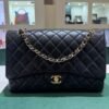 Chanel Maxi Jumbo timeless MAXI BORSA CLASSICA con Certificato card Chanel. Pelle martellata & metallo effetto dorato Nero.