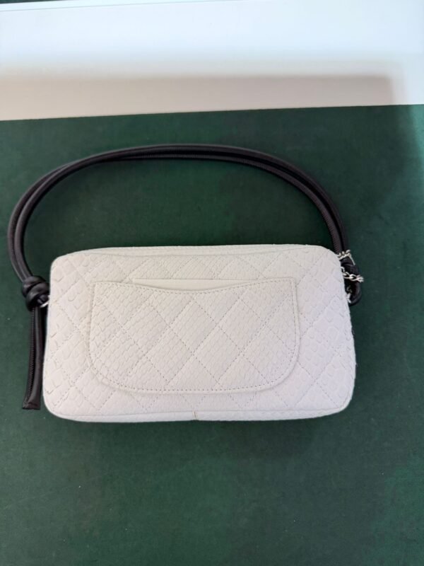 Chanel Cambon pitone bianco ( fuori produzione pelle esotica ) anno 2005 NUOVA MAI INDOSSATA con certificato card Chanel.