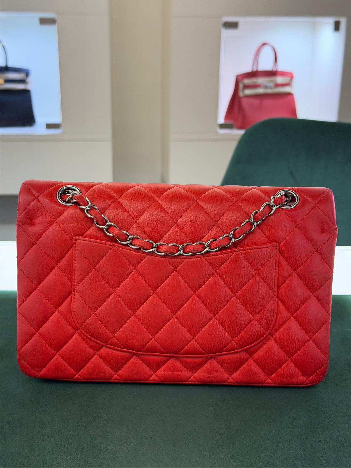 Chanel Classic Double Flap Bag Medium - Image 4
