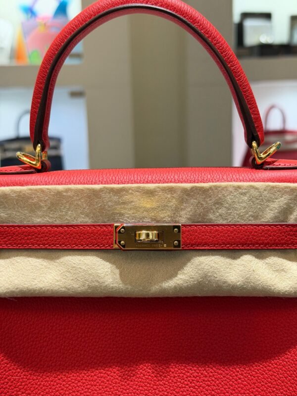 Hermès Kelly 25 retourne togo Nuova 2025 Settembre stampa K color rouge de coeur con hardware dorato