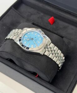 Alternative view of Tudor Black Bay 54 NUOVO 2025 Italia Lagoon blue 37mm full set con documenti e scatola