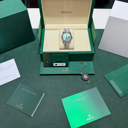 Rolex Datejust 36 Verde menta green NUOVO 2025 Jubilee Italia full set con documenti - Image 2