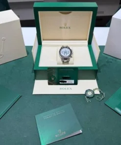 Alternative view of Rolex Daytona Panda white del 2022 full set excellent condition con documenti e scatola Rolex