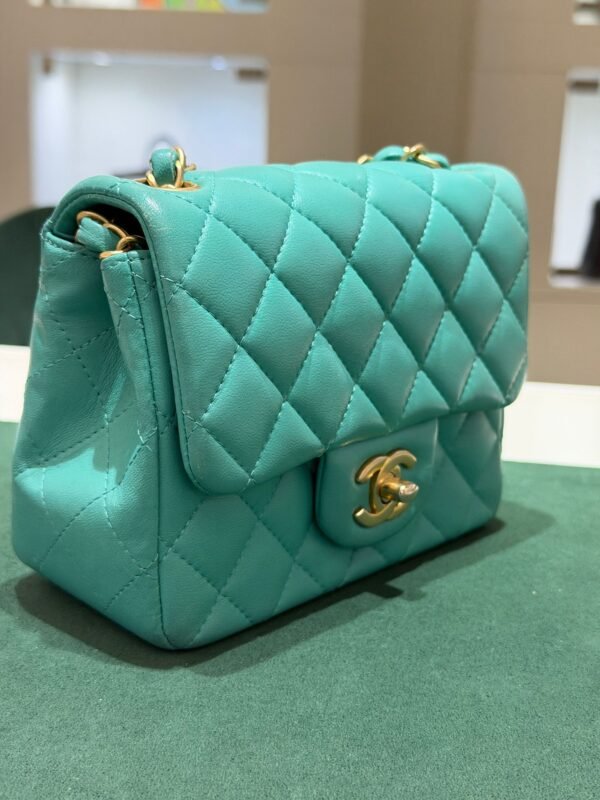 Chanel Mini Square 17 Card Chanel con certificato a parte Entrupy