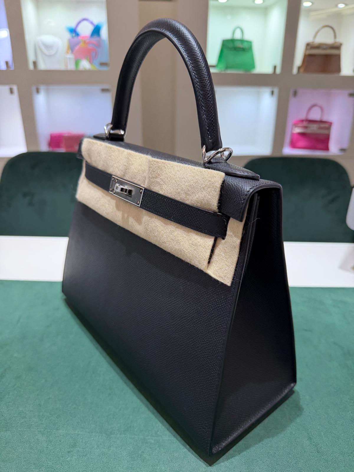 Hermès Kelly 28 sellier veau pellame epsom NUOVA 2025 Novembre seriale K color Noir ( nero ) con hardware palladio - Image 4