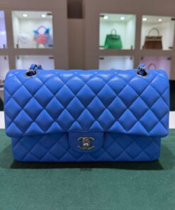 Chanel Classic Double Flap Bag Medium blu