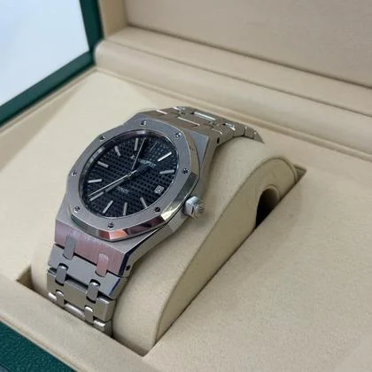 Audemars Piguet Royal Oak Selfwinding 39mm black dial del 2005 full set top condition con documenti e scatola Audemars - Image 3