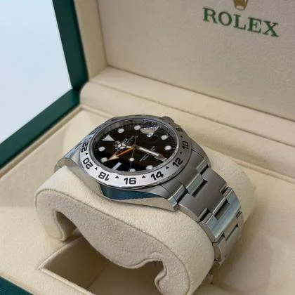 Rolex Explorer II Black dial 42mm del 2021 Italia full set top condition con documenti e scatola - Image 4