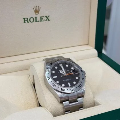 Rolex Explorer II Black dial 42mm del 2022 Italia full set top condition con documenti e scatola - Image 2