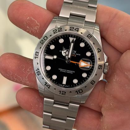 Rolex Explorer II Black dial 42mm del 2022 Italia full set top condition con documenti e scatola - Image 5