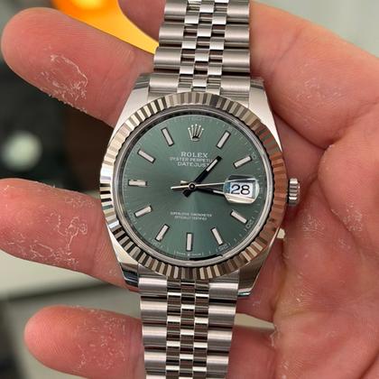 Rolex Datejust 41 NUOVO 2025 Novembre jubilee verde menta green full set con documenti e scatola - Image 5