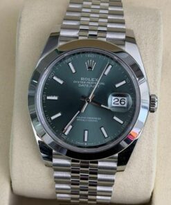 Rolex Datejust 41 Verde green menta NUOVO 2025 Jubilee full set con documenti e scatola Rolex