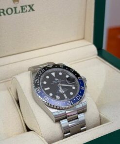 Alternative view of Rolex GMT-Master II Batman del 2016 full set top condition con documenti e scatola Rolex