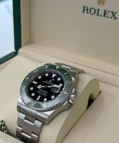 Alternative view of Rolex Submariner Date NUOVO 2025 FULL STICKERS FULL PELLICOLE Starbucks full set con documenti