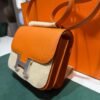 Herm&egrave;s Constance mini 18 in pelle Epsom color Orange Hermes con hardware palladium.