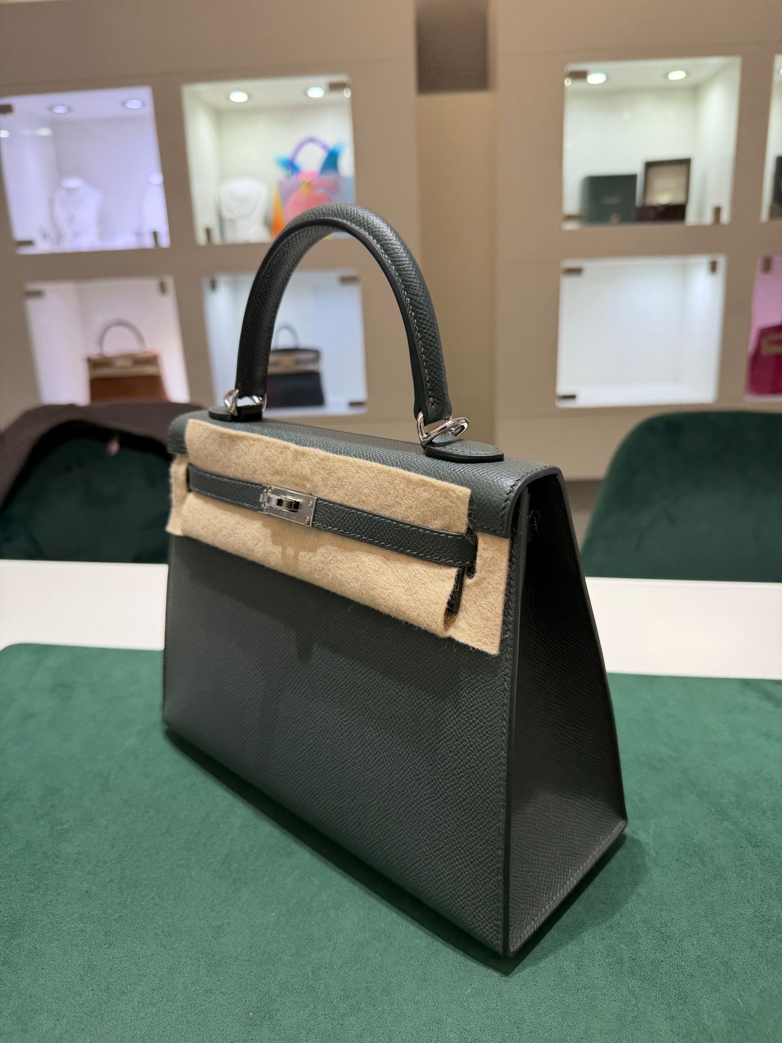 Hermès Kelly 25 sellier Nuova 2025 Ottobre stampa K in pelle epsom sellier - immagine 5