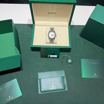 Rolex Datejust 36 NUOVO Jubilee 2026 quadrante Argentè con diamanti ore 6 e 9 full set - Image 3