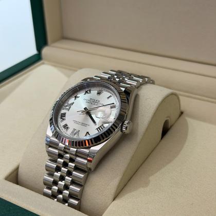 Rolex Datejust 36 NUOVO Jubilee 2026 quadrante Argentè con diamanti ore 6 e 9 full set - Image 5