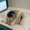 Rolex Day-Date 36 quadrante nero in diamanti del 1985 coevo yellow gold con scatola Rolex