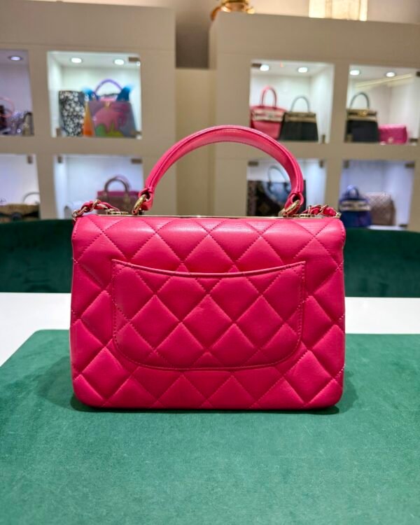 Chanel trendy CC misura media 25 con Card Chanel del 2020 e certificato Entrupy  Color Fuchsia (Rose Fuchsia) con hardware dorato.