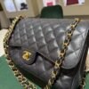 WhatsApp Image 2026-01-08 at 18.24.37 (3) Chanel Classic flap (11:12) Chanel classica grande jumbo caviar doppia patta pelle vitello martellato & effetto dorato nero interno bordeaux