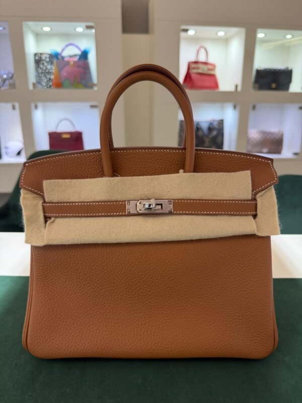 Herm&egrave;s Birkin 25 retourne veau togo colore GOLD ( il pi&ugrave; richiesto ) marrone stampa K NUOVA 2025 hardware palladio full set con scontrino ufficiale Herm&egrave;s pellicole stickers ovunque .