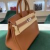 Herm&egrave;s Birkin 25 retourne veau togo colore GOLD ( il pi&ugrave; richiesto ) marrone stampa K NUOVA 2025 hardware palladio full set con scontrino ufficiale Herm&egrave;s pellicole stickers ovunque .