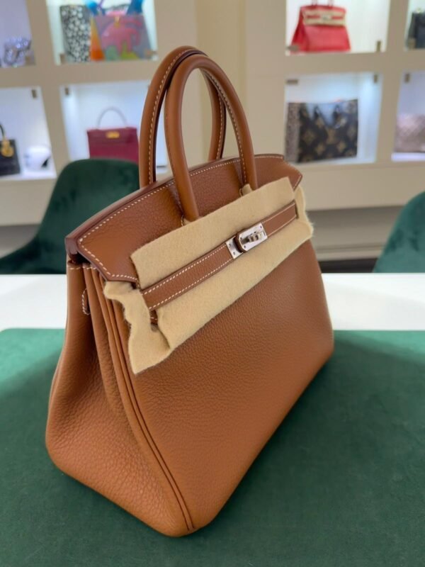 Herm&egrave;s Birkin 25 retourne veau togo colore GOLD ( il pi&ugrave; richiesto ) marrone stampa K NUOVA 2025 hardware palladio full set con scontrino ufficiale Herm&egrave;s pellicole stickers ovunque .