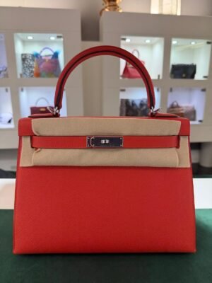 Hermès Kelly 28 sellier veau pellame epsom NUOVA 2025 Ottobre seriale K color Capucine ( rosso con sottotono aranciato)