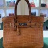 Hermès Birkin 30 in Coccodrillo Niloticus Gold, Palladium Hardware del 2011.