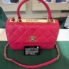 Chanel trendy CC misura media 25 con Card Chanel del 2020 e certificato Entrupy  Color Fuchsia (Rose Fuchsia) con hardware dorato.