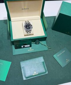 Alternative view of Rolex GMT-Master II NUOVO 2025 Oyster bruce Wayne full set con documenti e scatola