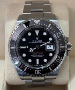 Rolex Sea-Dweller scritta rossa del 2023 full set top condition con documenti e scatola Rolex