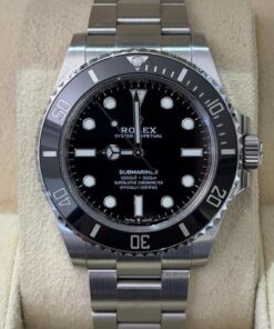 Rolex Submariner No - date del 2022 Italia full set top condition con documenti e scatola Rolex