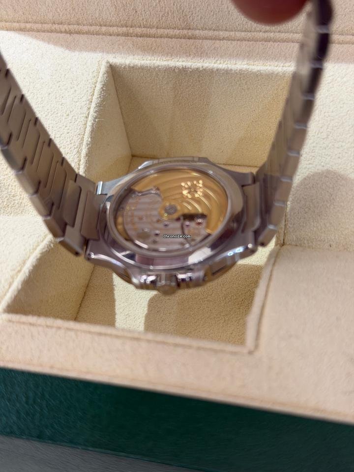 Patek Philippe Nautilus - Image 16