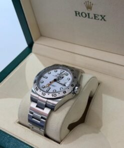 Alternative view of Rolex Explorer II