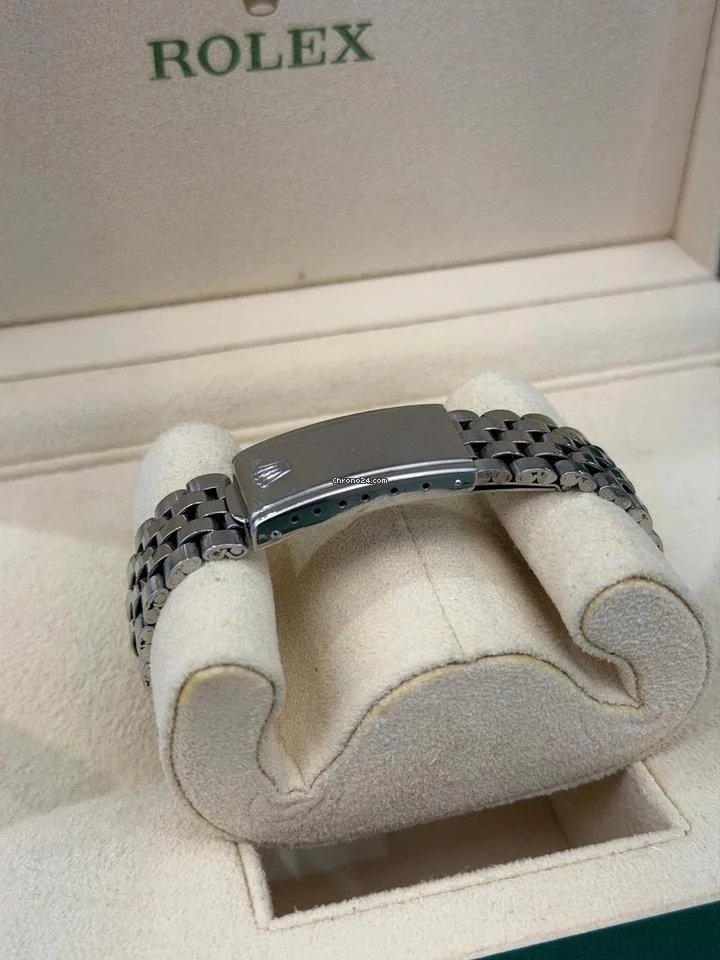 Rolex Oyster Perpetual 31 - Image 13