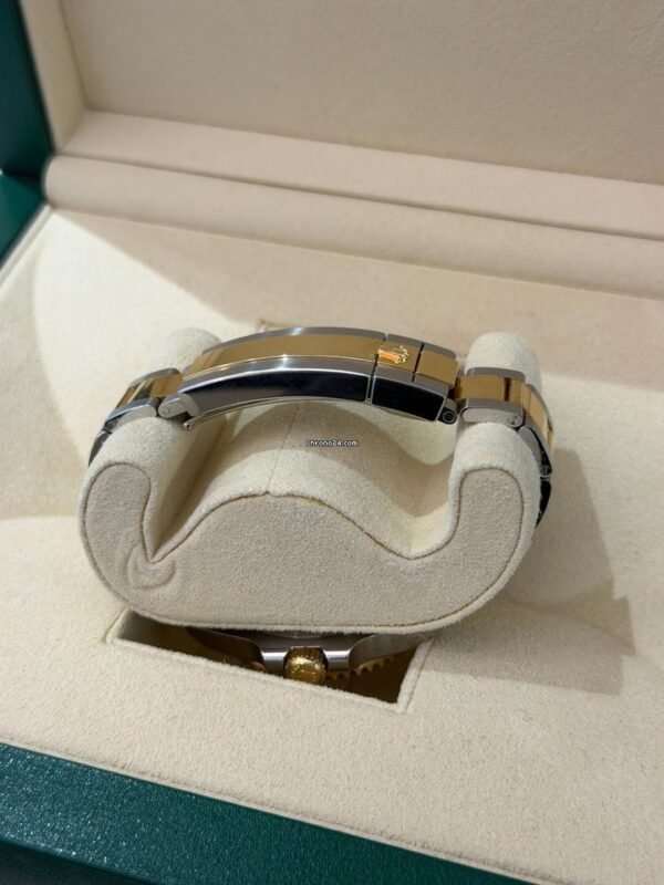 Rolex Submariner Date