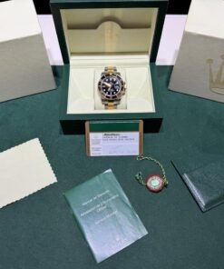 Alternative view of Rolex Submariner Date